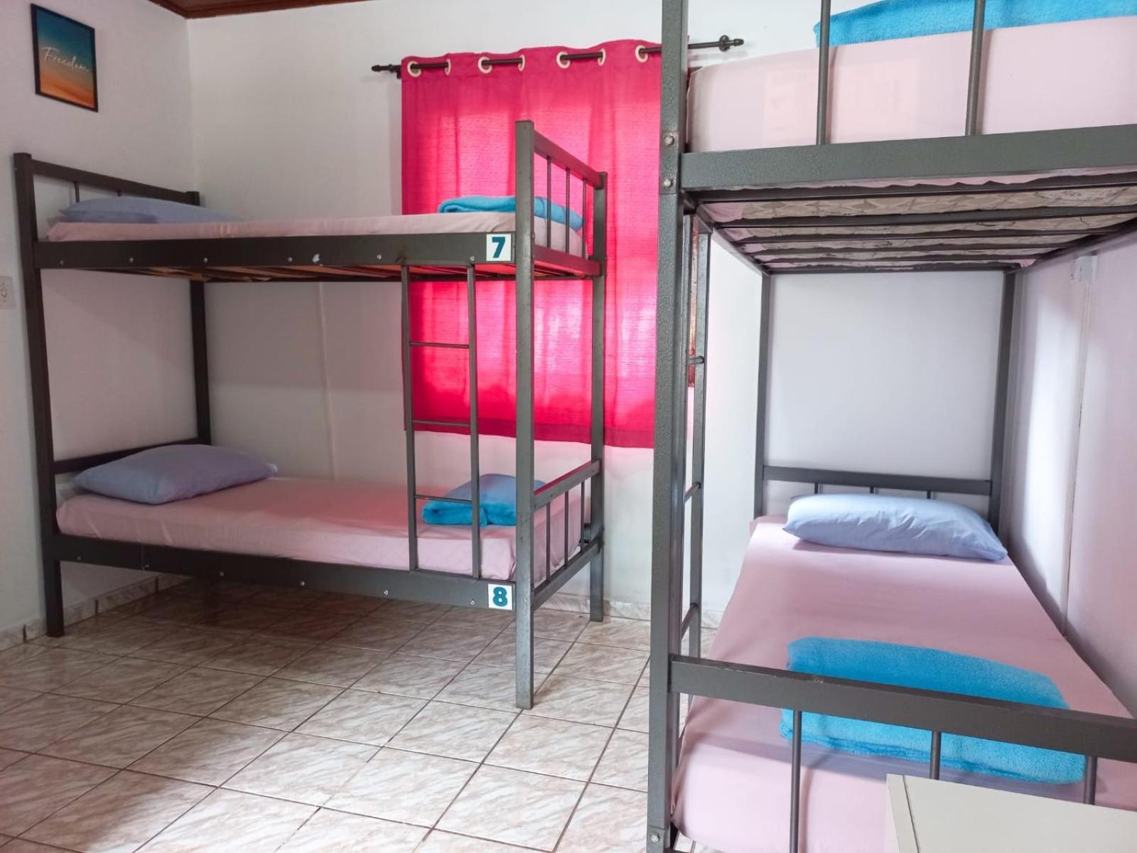 Hostel Blue Lagoon Abraão Zimmer foto
